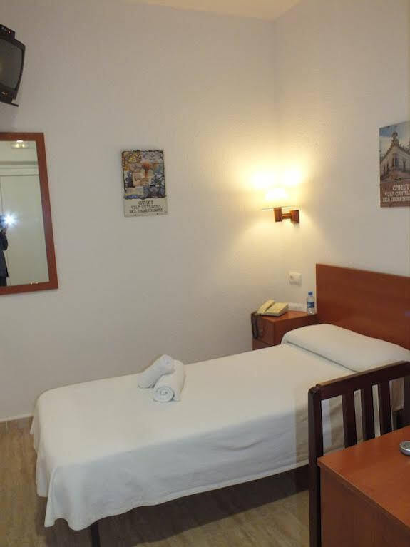 Mitus Hotel